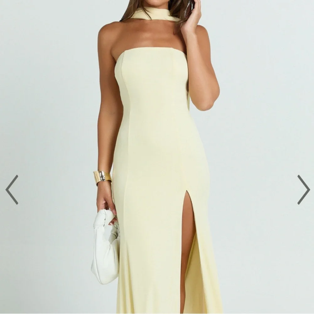 New with tags Yellow strapless gown with scarf - Picture 2 of 4